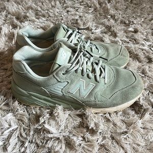 New balance 580
